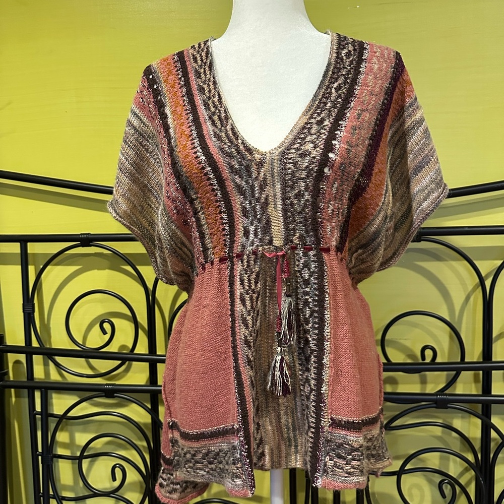 FREE PEOPLE Gorgeous Sweater Tunic. NWOT.